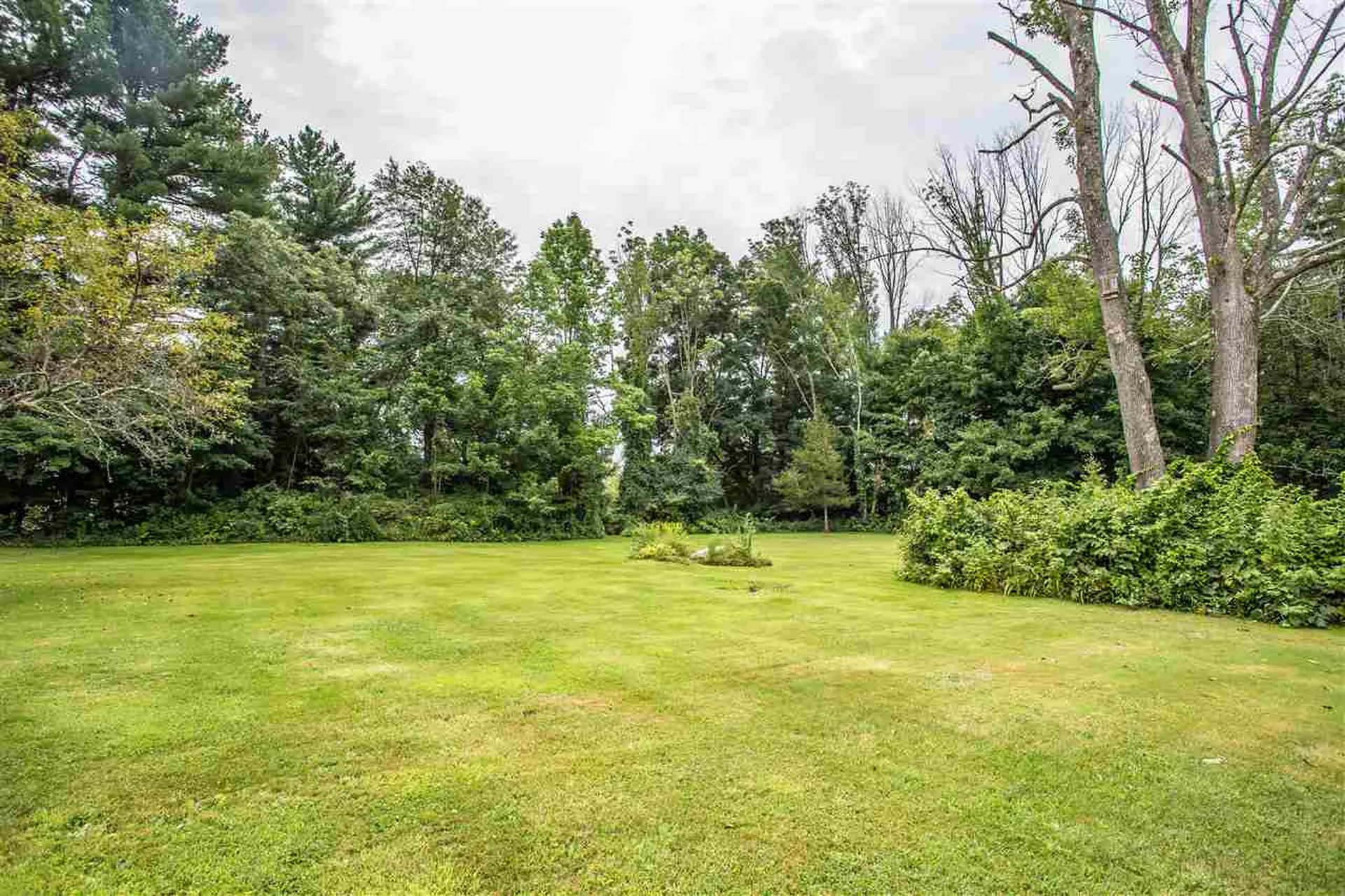 459 Mammoth Road Londonderry NH 03053