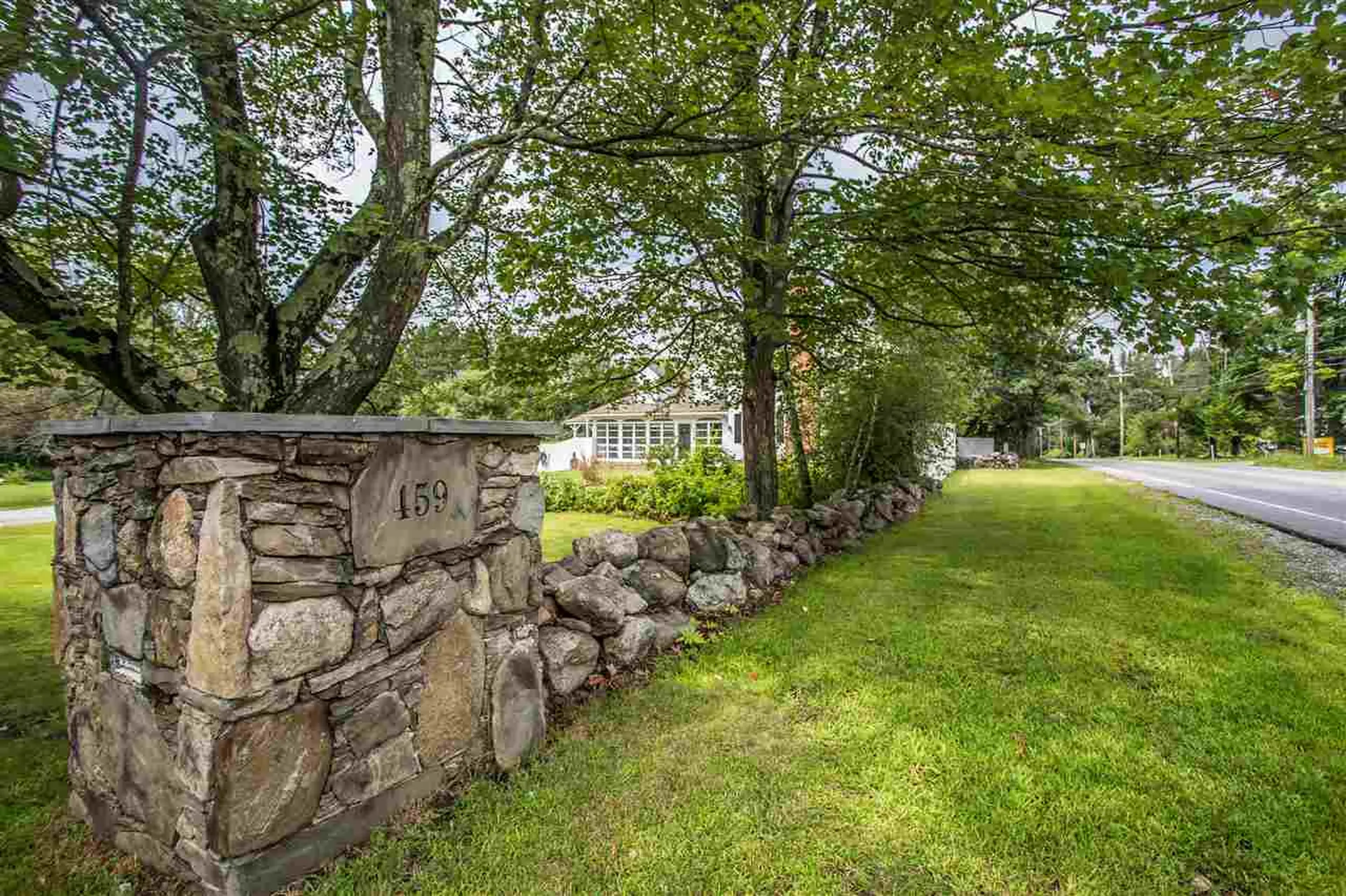 459 Mammoth Road Londonderry NH 03053