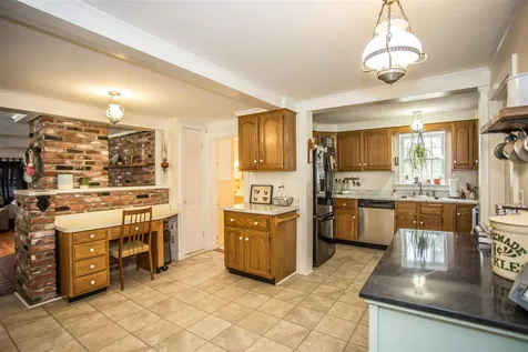 459 Mammoth Road Londonderry NH 03053