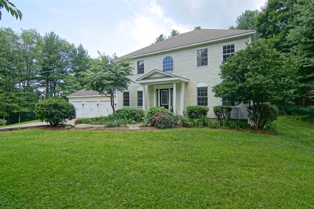 328 Lang Road Portsmouth NH 03801
