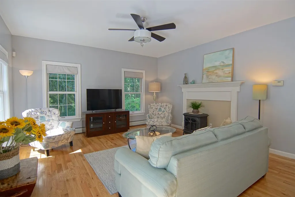 328 Lang Road Portsmouth NH 03801