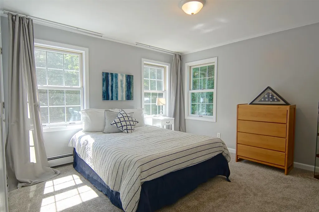 328 Lang Road Portsmouth NH 03801
