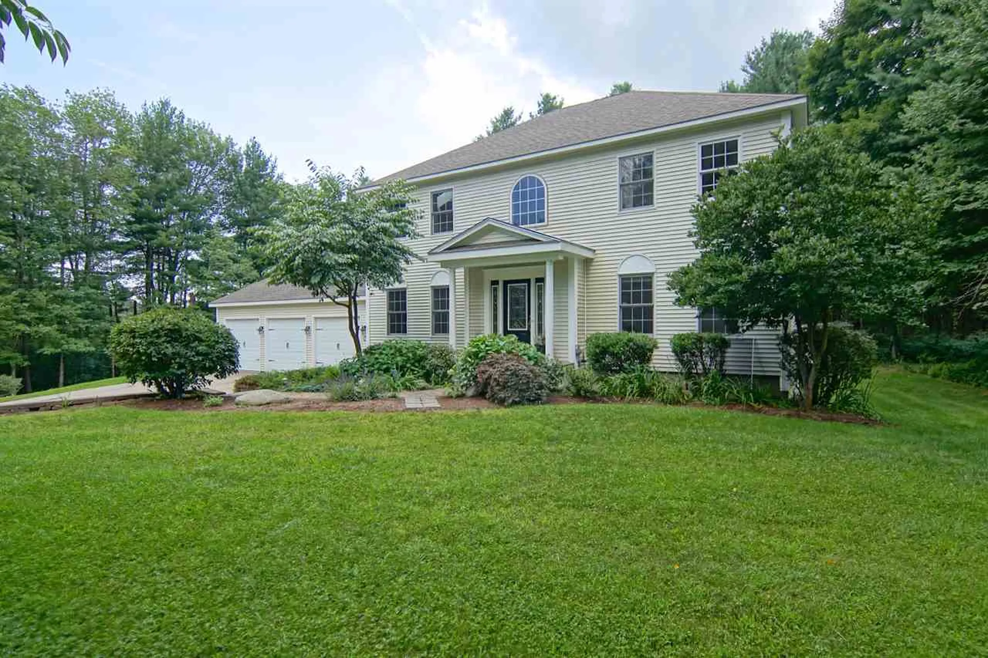 328 Lang Road Portsmouth NH 03801