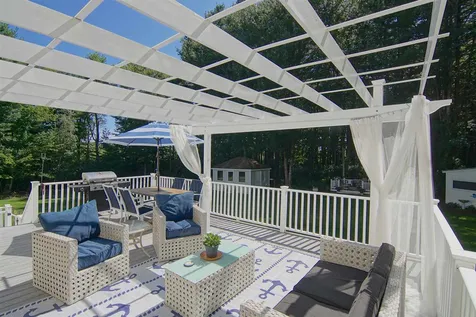 328 Lang Road Portsmouth NH 03801