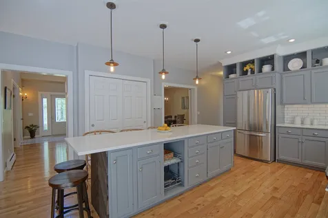328 Lang Road Portsmouth NH 03801