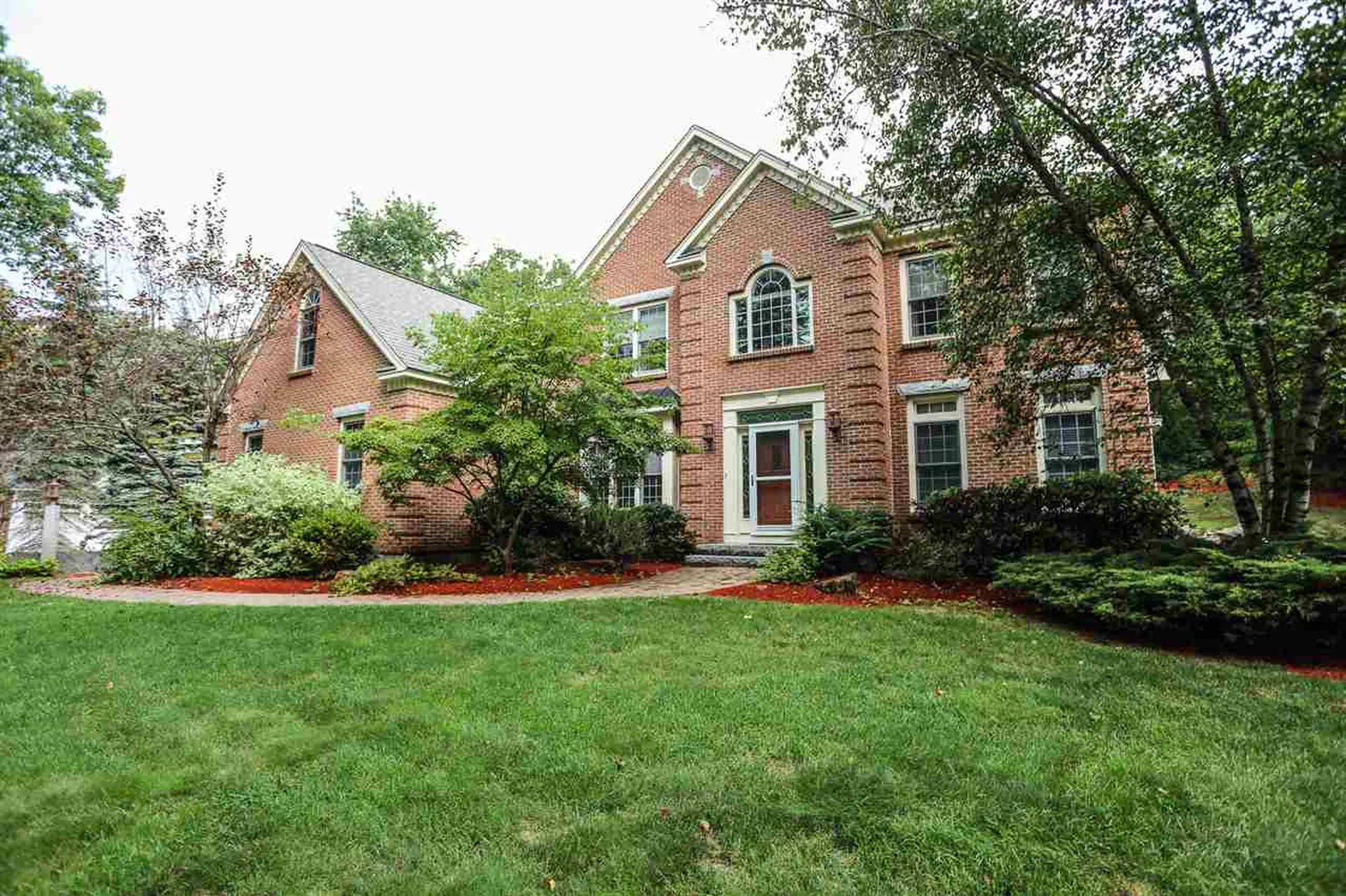 57 Colonel Daniels Drive Bedford NH 03110
