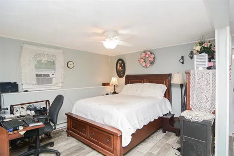 3 Lance Avenue Londonderry NH 03053
