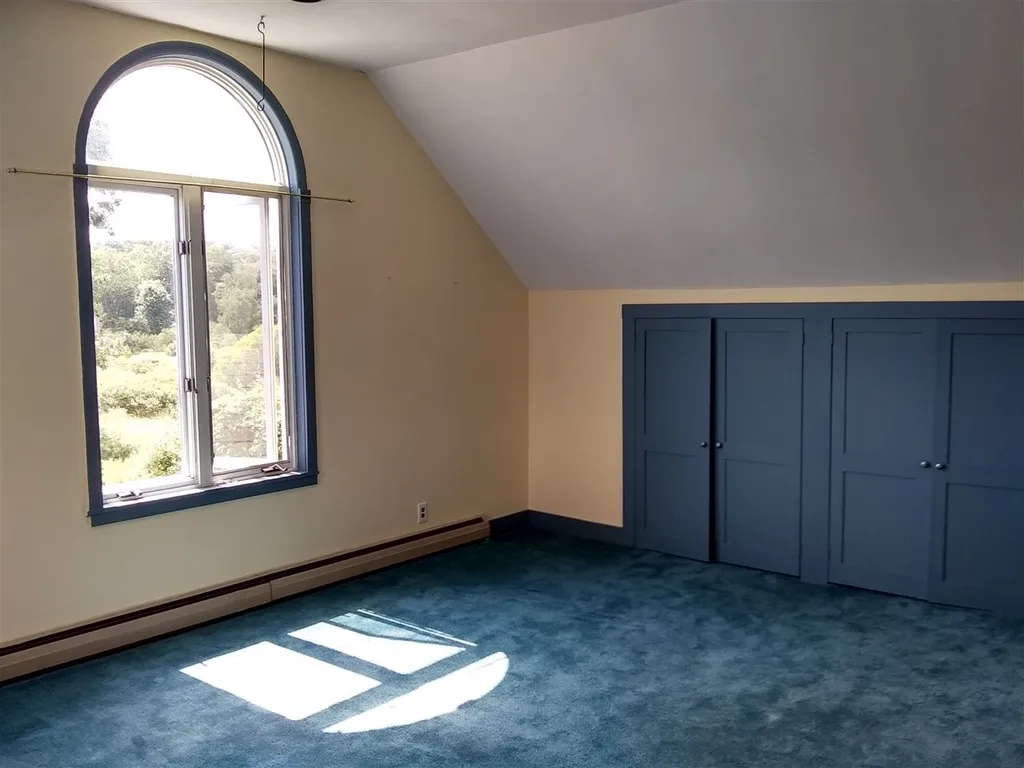 189 North Street Chester VT 05143