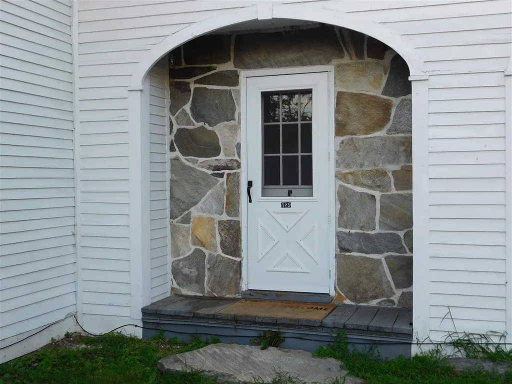 189 North Street Chester VT 05143