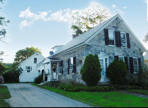 189 North Street Chester VT 05143