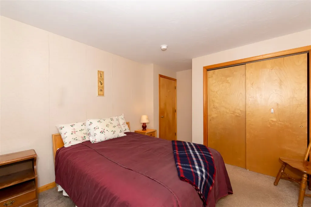 91 Bow Lake Estates Drive Strafford NH 03884
