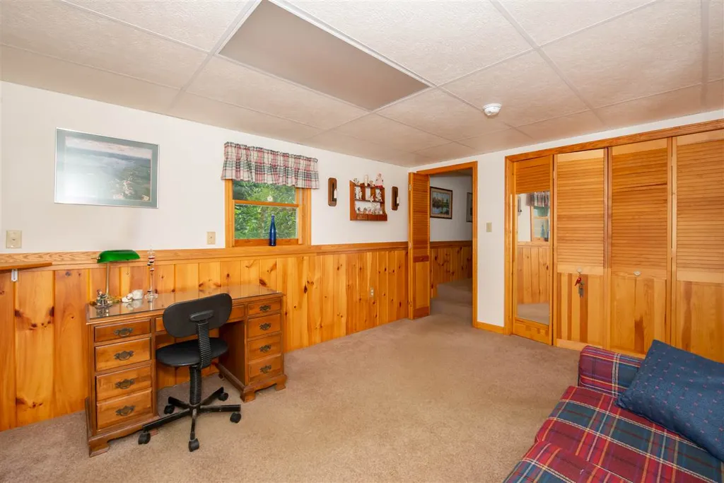 91 Bow Lake Estates Drive Strafford NH 03884