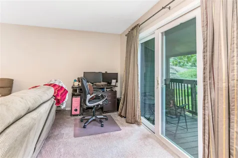 20 Hawthorne Circle South Burlington VT 05403
