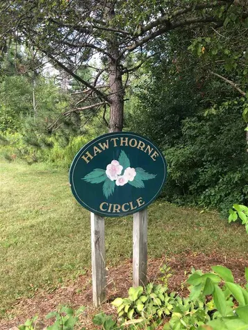20 Hawthorne Circle South Burlington VT 05403