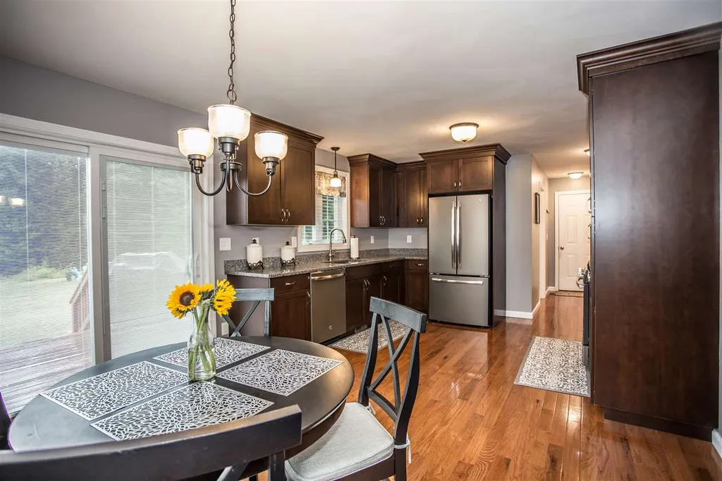 11 Richfield Way Wilton NH 03086