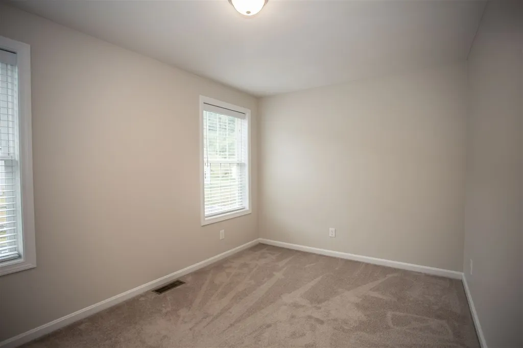 11 Richfield Way Wilton NH 03086