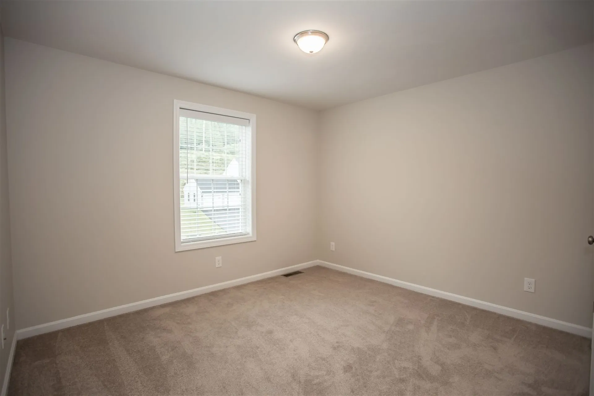 11 Richfield Way Wilton NH 03086