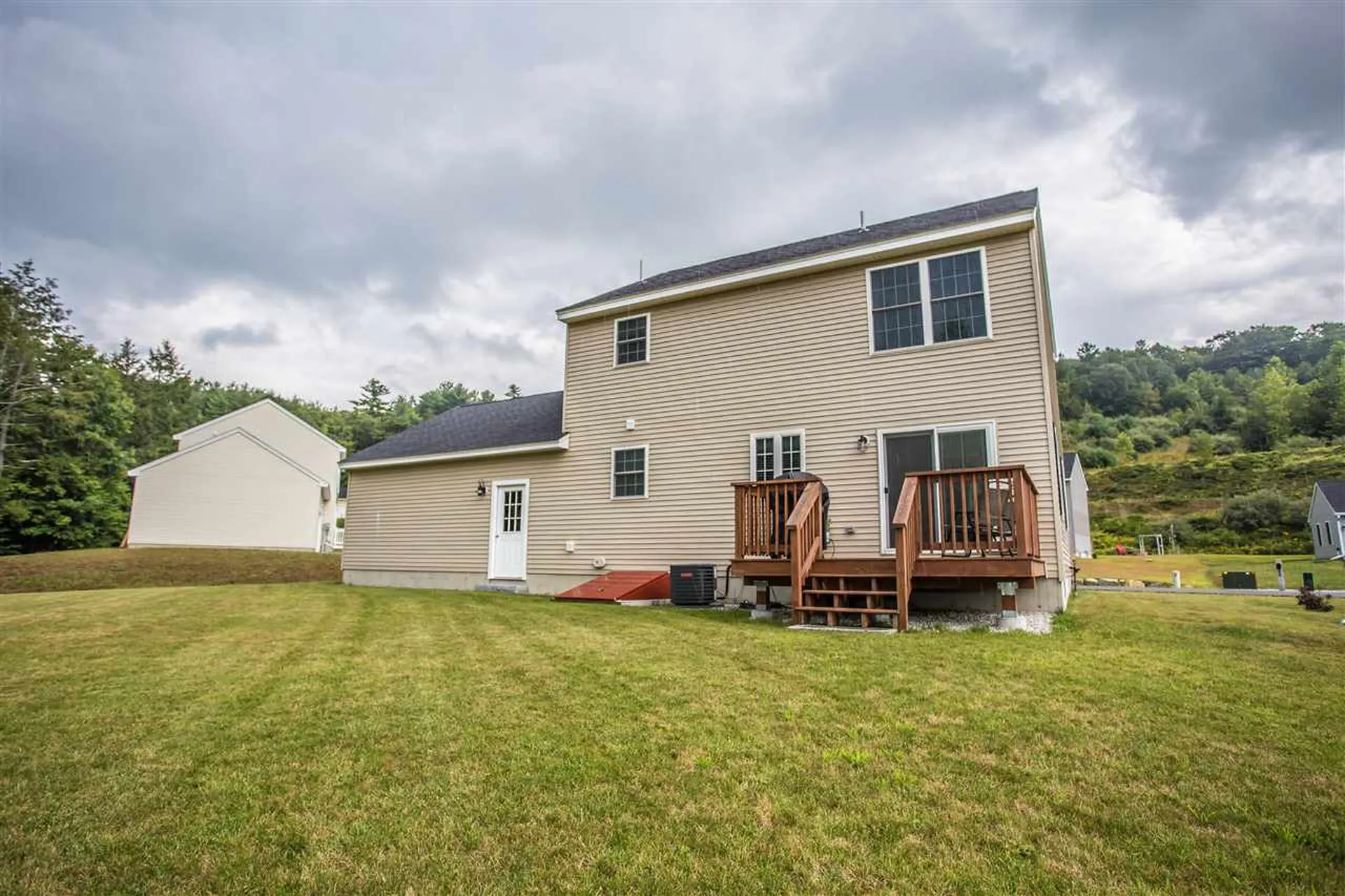 11 Richfield Way Wilton NH 03086
