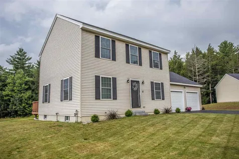 11 Richfield Way Wilton NH 03086