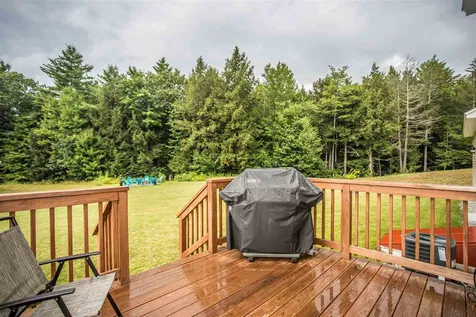 11 Richfield Way Wilton NH 03086