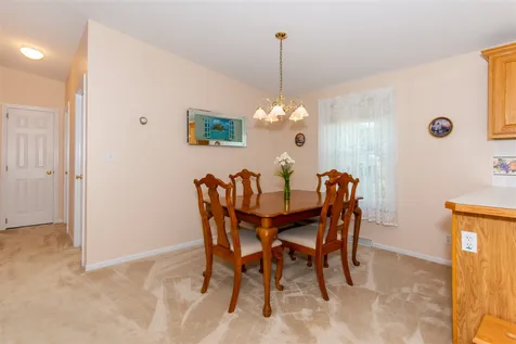 22 Aberdeen Drive Stratham NH 03885