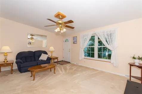 22 Aberdeen Drive Stratham NH 03885