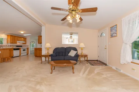22 Aberdeen Drive Stratham NH 03885