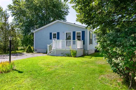 22 Aberdeen Drive Stratham NH 03885