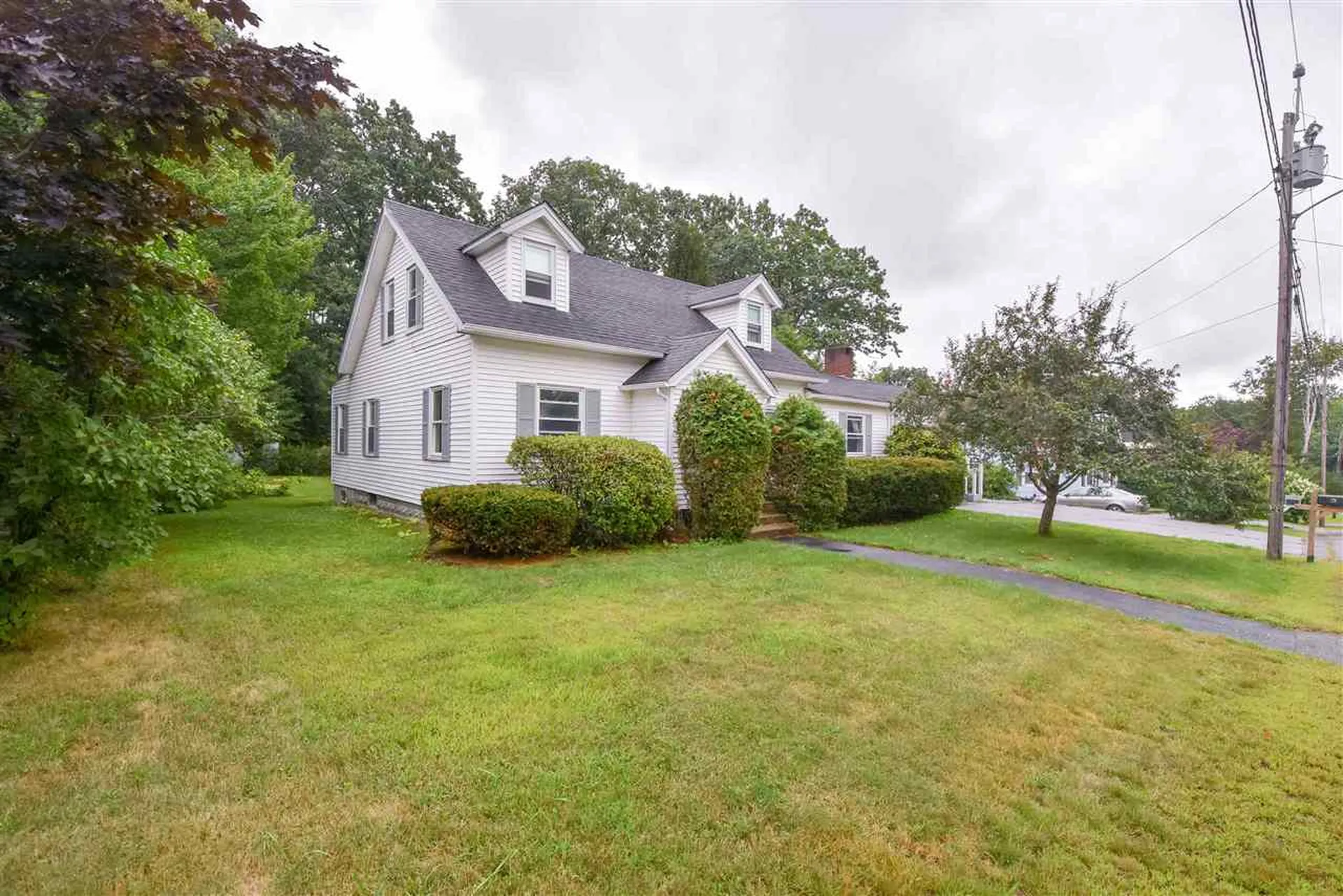 29 Sanborn Street Laconia NH 03246