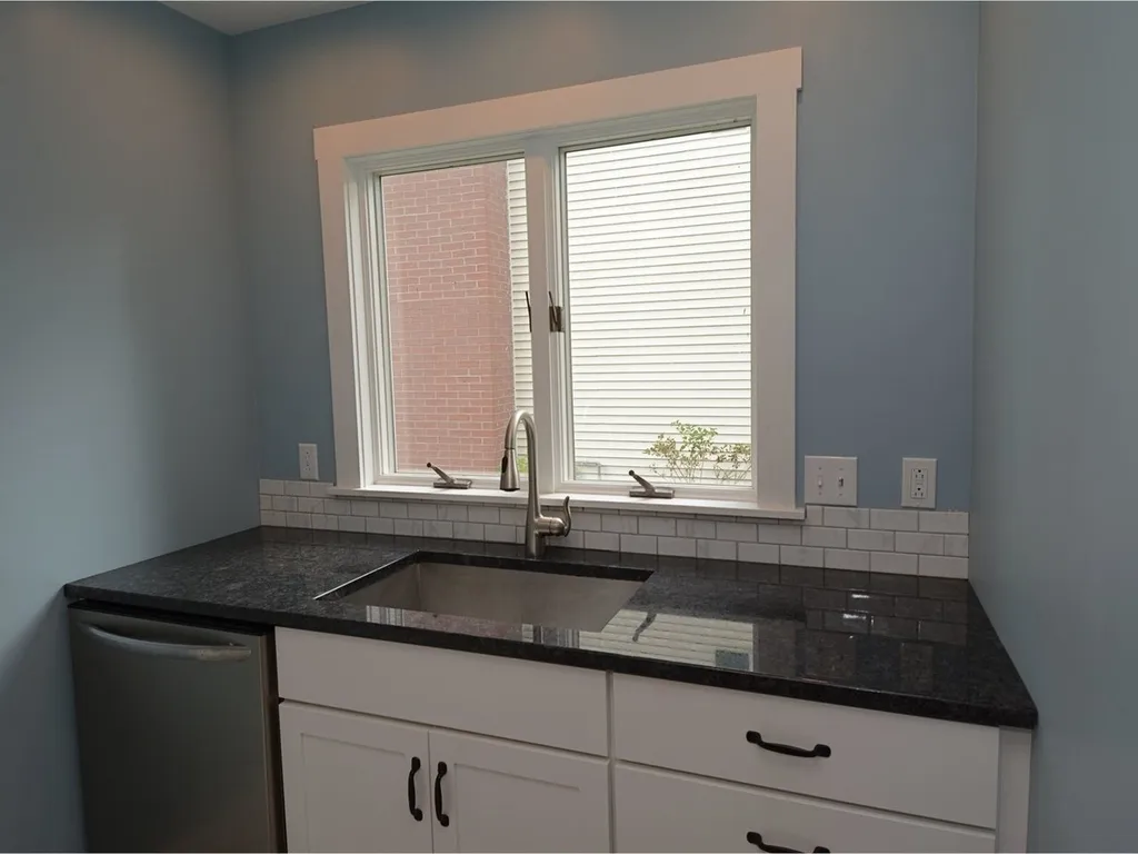 39 Mcintosh Avenue South Burlington VT 05403