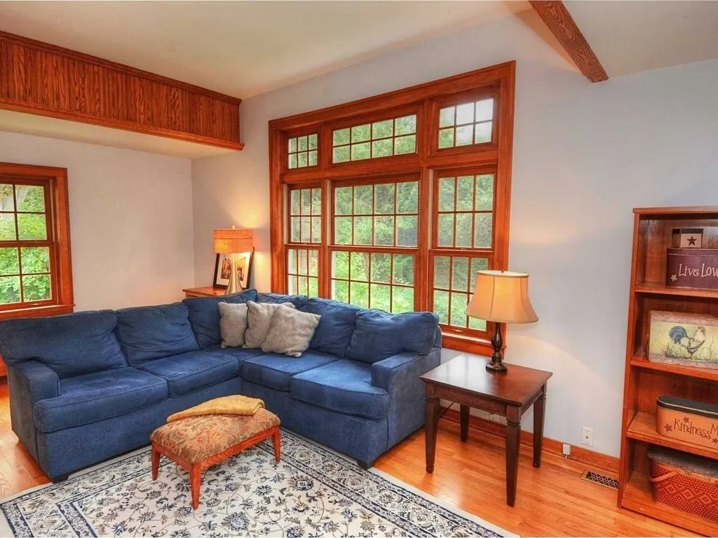 39 Mcintosh Avenue South Burlington VT 05403