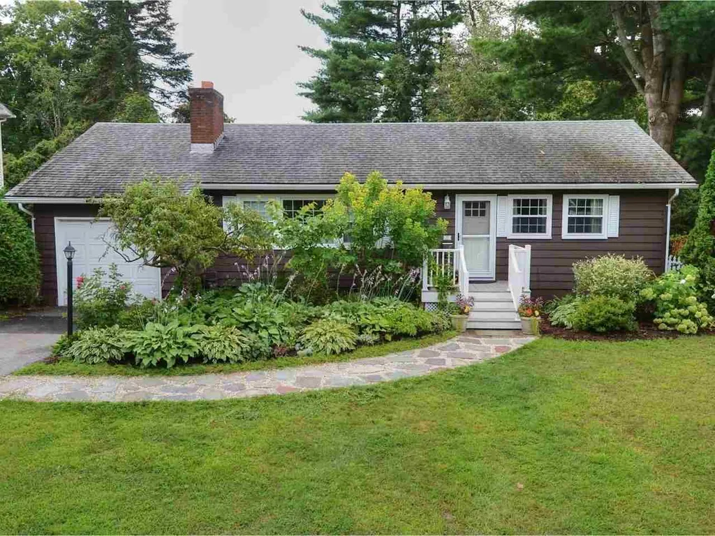 39 Mcintosh Avenue South Burlington VT 05403