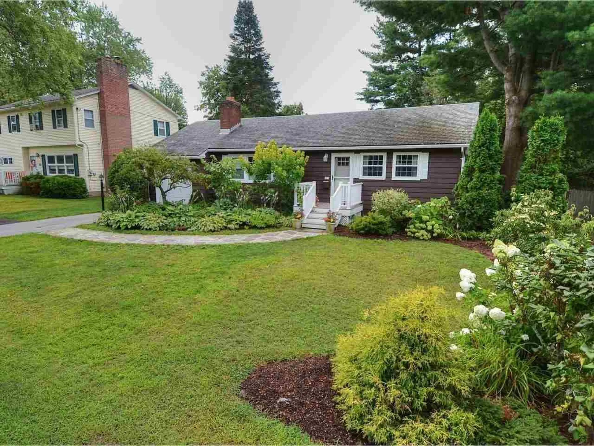 39 Mcintosh Avenue South Burlington VT 05403