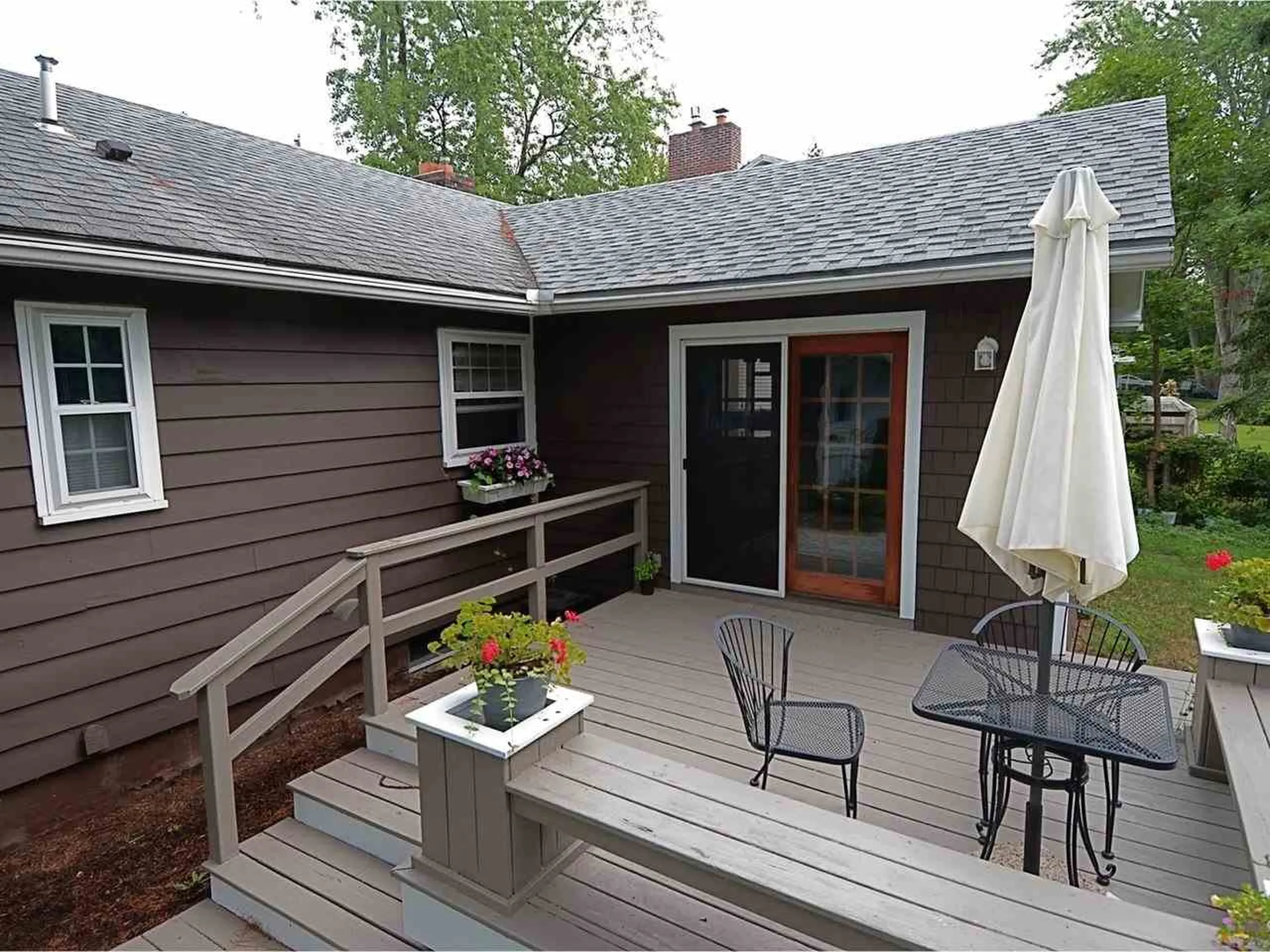 39 Mcintosh Avenue South Burlington VT 05403