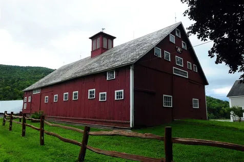 322 River Road Newfane VT 05345