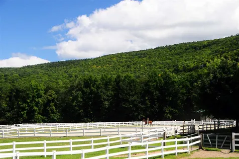 322 River Road Newfane VT 05345