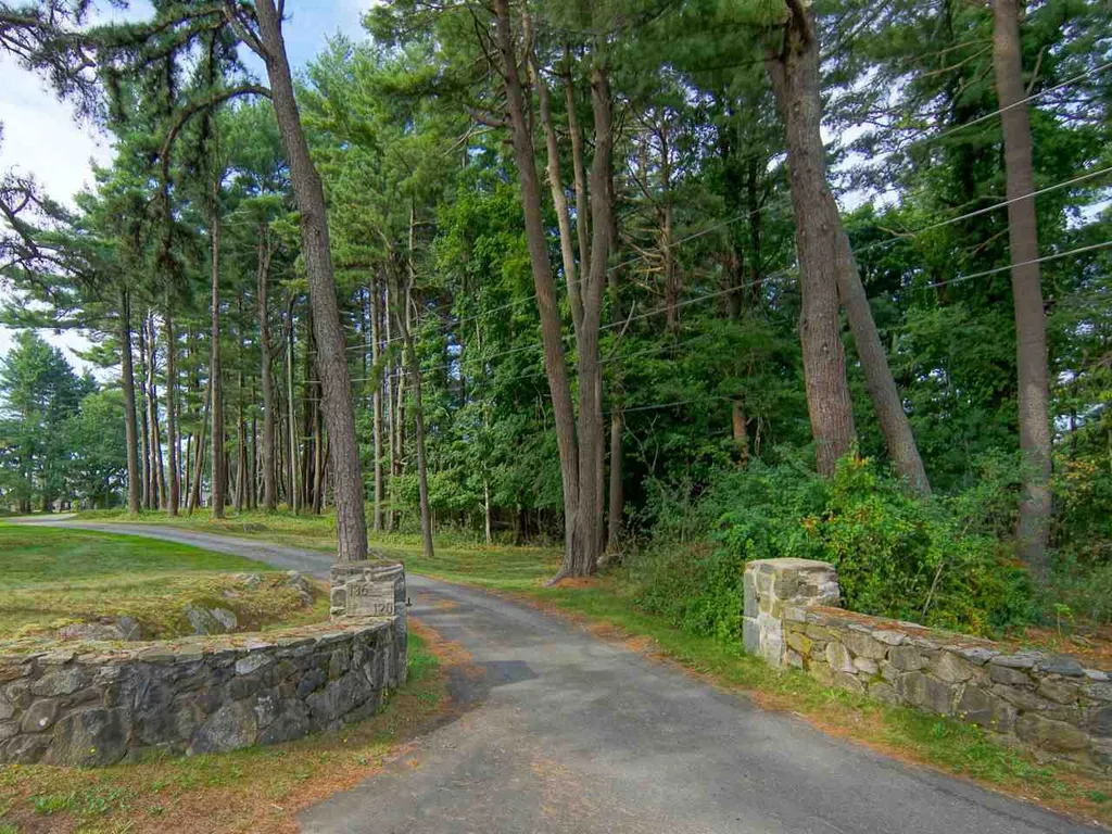 120-0 Wild Rose Lane New Castle NH 03854