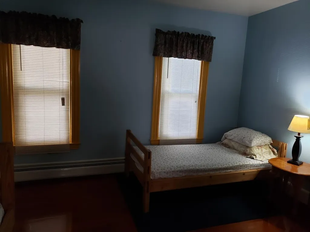 2 King Street Rochester NH 03867
