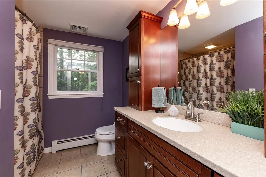4 Ralmar Road Amherst NH 03031