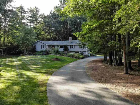 4 Ralmar Road Amherst NH 03031
