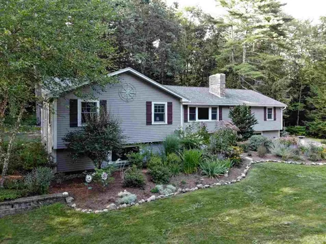 4 Ralmar Road Amherst NH 03031