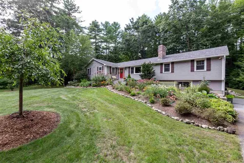 4 Ralmar Road Amherst NH 03031