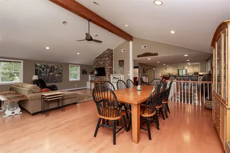 4 Ralmar Road Amherst NH 03031