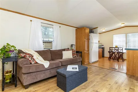 35 Hawthorne Lane Colchester VT 05446
