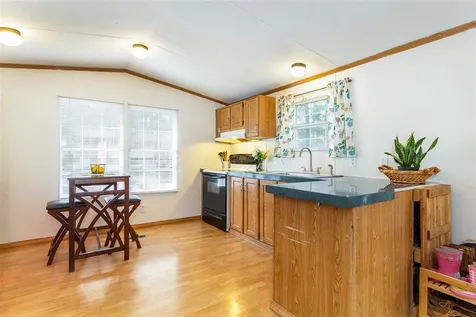 35 Hawthorne Lane Colchester VT 05446