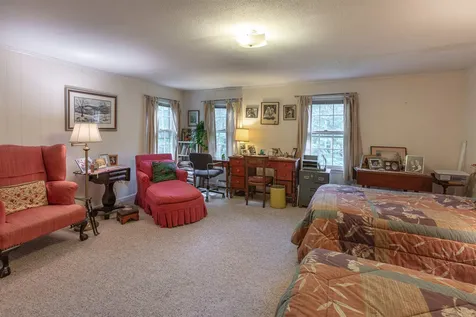 2 Meadow Lane Hanover NH 03755
