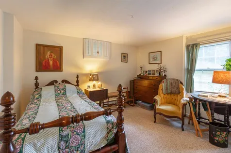2 Meadow Lane Hanover NH 03755