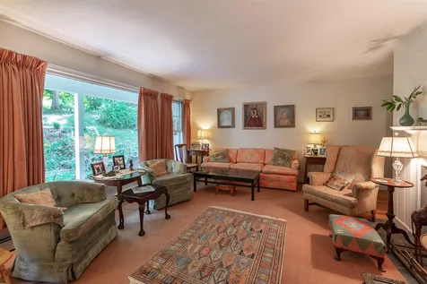 2 Meadow Lane Hanover NH 03755