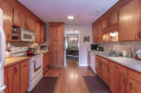 2 Meadow Lane Hanover NH 03755