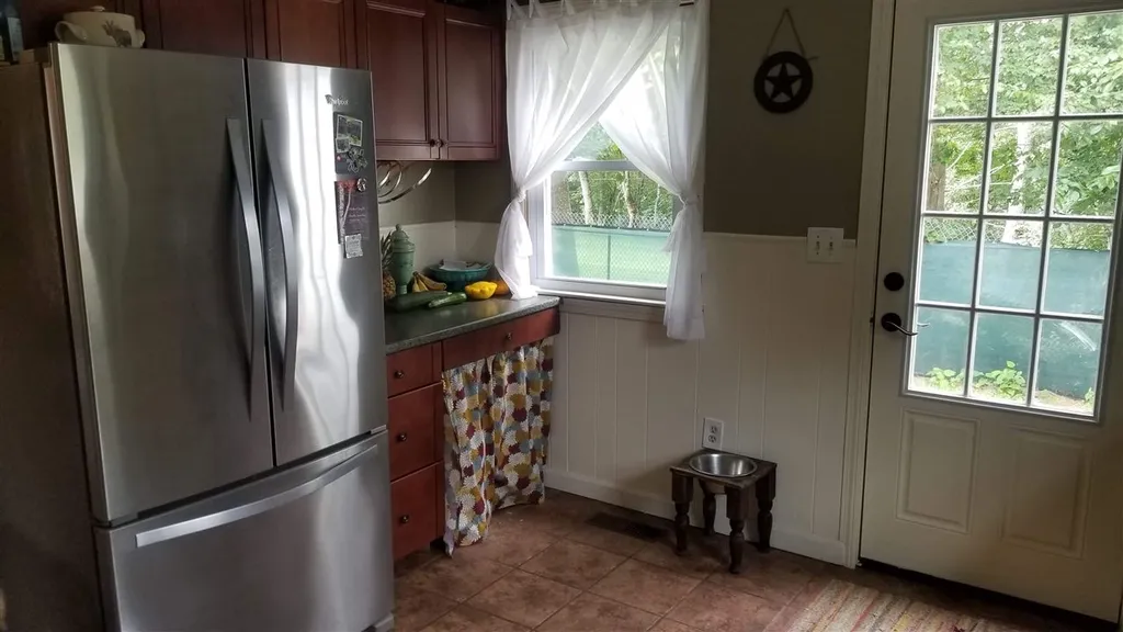 14 Skinner Street Claremont NH 03743